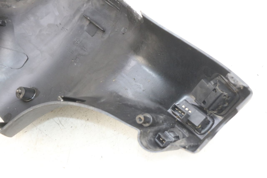 photo de CAPA DO COMANDO DO GUIDÃO PIAGGIO ZIP 2T 50 (2009 - 2019) - Zoom do estado de desgaste