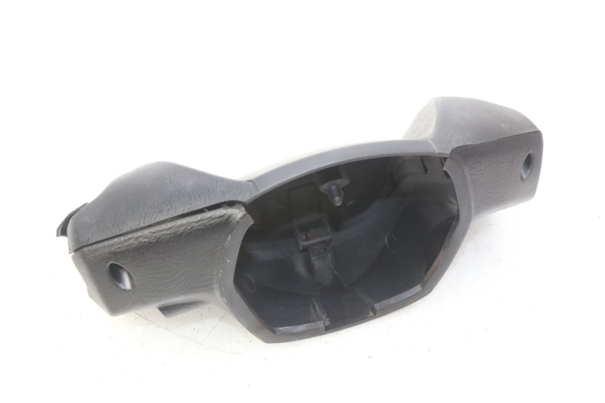 photo de PROTETOR DE GUIDÃO HONDA FES S-WING SWING ABS 125 (2007 - 2015) - Zoom do estado de desgaste