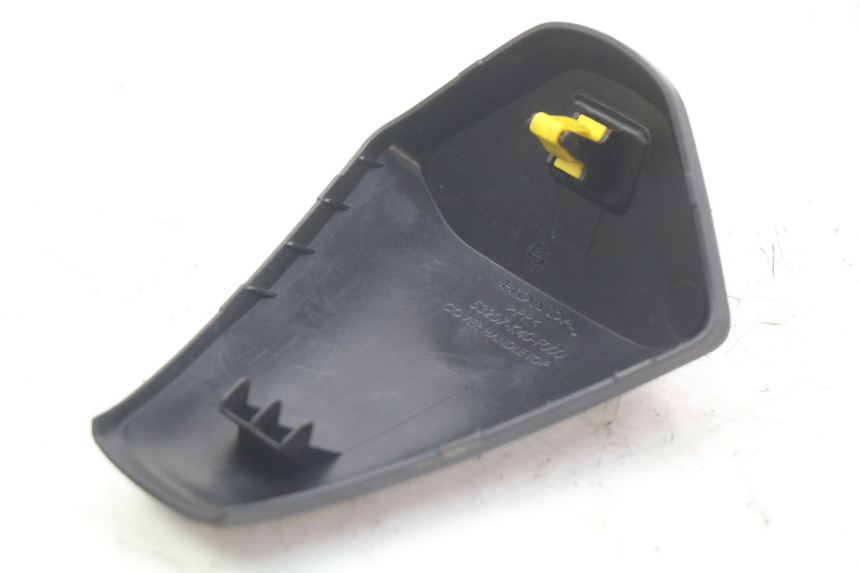 photo de PROTETOR DE GUIDÃO HONDA FORZA 125 (2015 - 2016) - Detalhe da peça