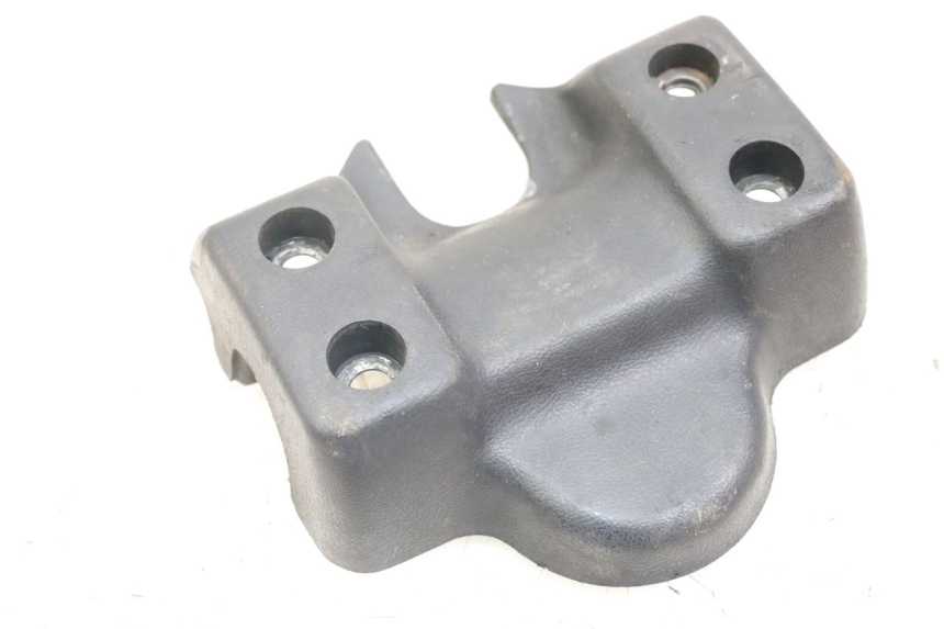 photo de PROTETOR DE GUIDÃO SUZUKI GSX E 250 (1982 - 1983) - Zoom do estado de desgaste