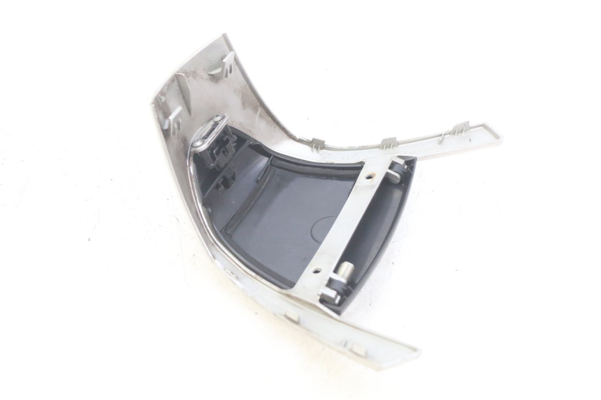 photo de PROTETOR DE GUIDÃO YAMAHA HW XENTER 125 (2011 - 2017) - Zoom do estado de desgaste