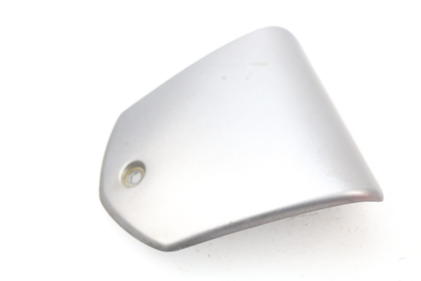 photo de PROTETOR DE GUIDÃO PIAGGIO MP3 LT 400 (2007 - 2012) - Zoom do estado de desgaste