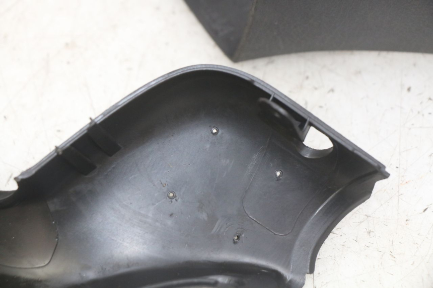 photo de PROTETOR DE GUIDÃO PIAGGIO MP3 LT 400 (2007 - 2012) - Estado da superfície