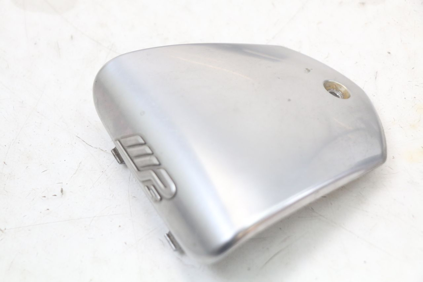 photo de PROTETOR DE GUIDÃO PIAGGIO MP3 LT 400 (2007 - 2012) - Detalhe da peça