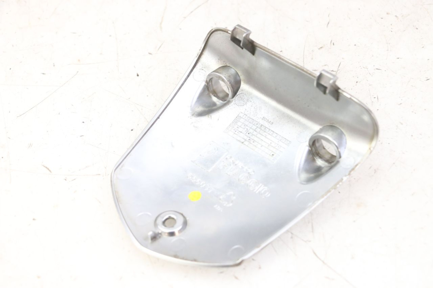 photo de PROTETOR DE GUIDÃO PIAGGIO MP3 LT 300 (2010 - 2016) - Detalhe da peça