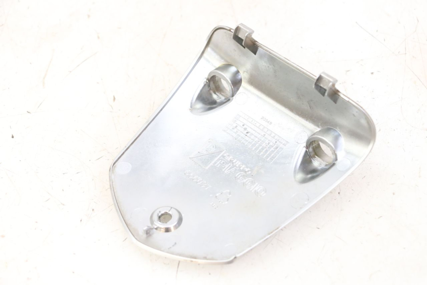 photo de PROTETOR DE GUIDÃO PIAGGIO MP3 LT 300 (2010 - 2016) - Detalhe da peça