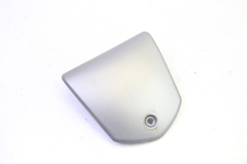 photo de PROTETOR DE GUIDÃO PIAGGIO MP3 LT 400 (2007 - 2012) - Detalhe da peça