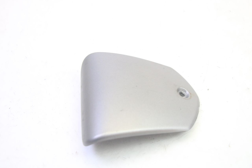 photo de PROTETOR DE GUIDÃO PIAGGIO MP3 LT 400 (2007 - 2012) - Zoom do estado de desgaste
