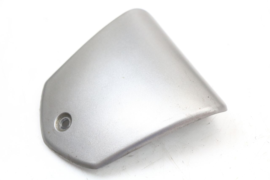 photo de PROTETOR DE GUIDÃO PIAGGIO MP3 125 (2006 - 2014) - Detalhe da peça