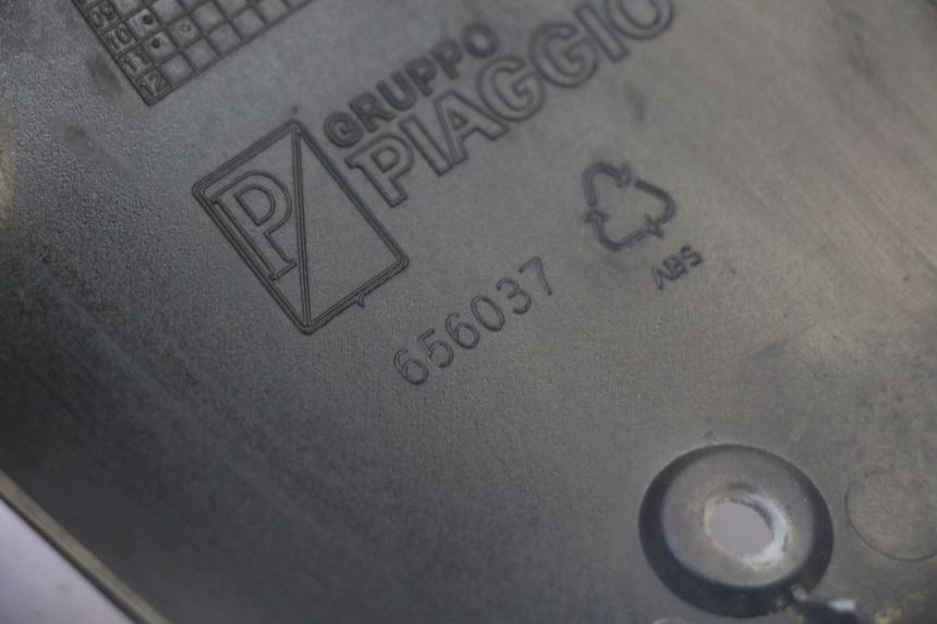 photo de PROTETOR DE GUIDÃO PIAGGIO MP3 500 (2011 - 2015) - Pontos de fixação