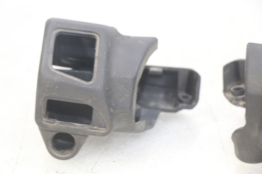 photo de PROTETOR DE GUIDÃO APRILIA SCARABEO LIGHT 125 (2007 - 2011) - Estado da superfície