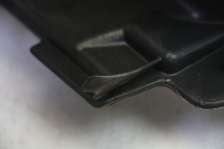 photo de PROTETOR DE GUIDÃO APRILIA SR R 2T LC 50 (2018 - 2021) - Estado da superfície