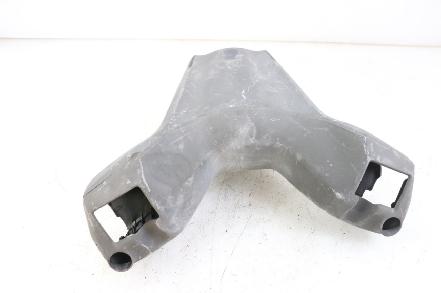 photo de PROTETOR DE GUIDÃO SUZUKI BURGMAN 125 (2007 - 2014) - Zoom do estado de desgaste