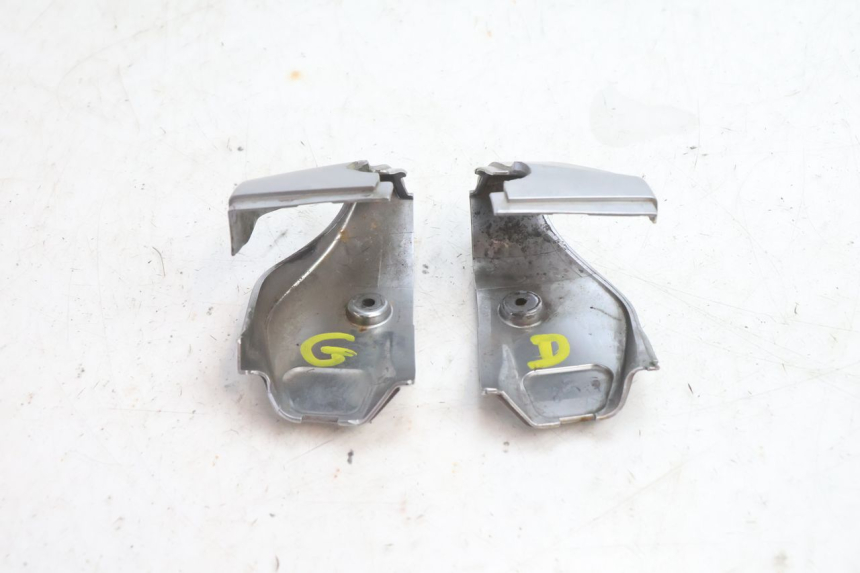 photo de PROTETOR DE GUIDÃO PIAGGIO VESPA PRIMAVERA 2T 50 (2013 - 2018) - Vista geral