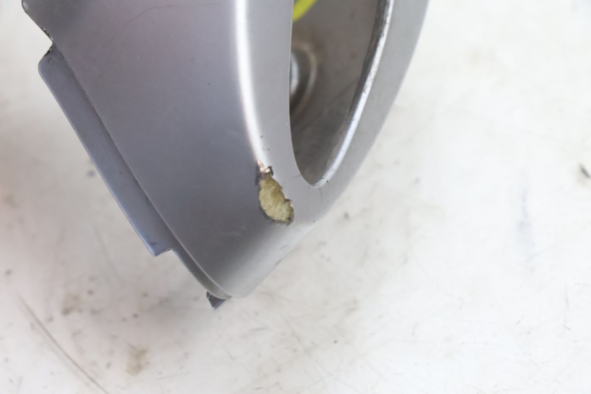 photo de PROTETOR DE GUIDÃO PIAGGIO VESPA PRIMAVERA 2T 50 (2013 - 2018) - Peça verificada