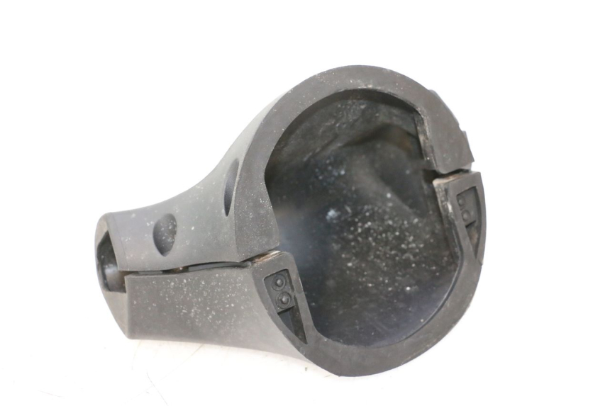 photo de COBERTURA DE MANILLAR YAMAHA WAVE RUNNER GP R 1200 (2000 - 2003) - Outro ângulo de visão