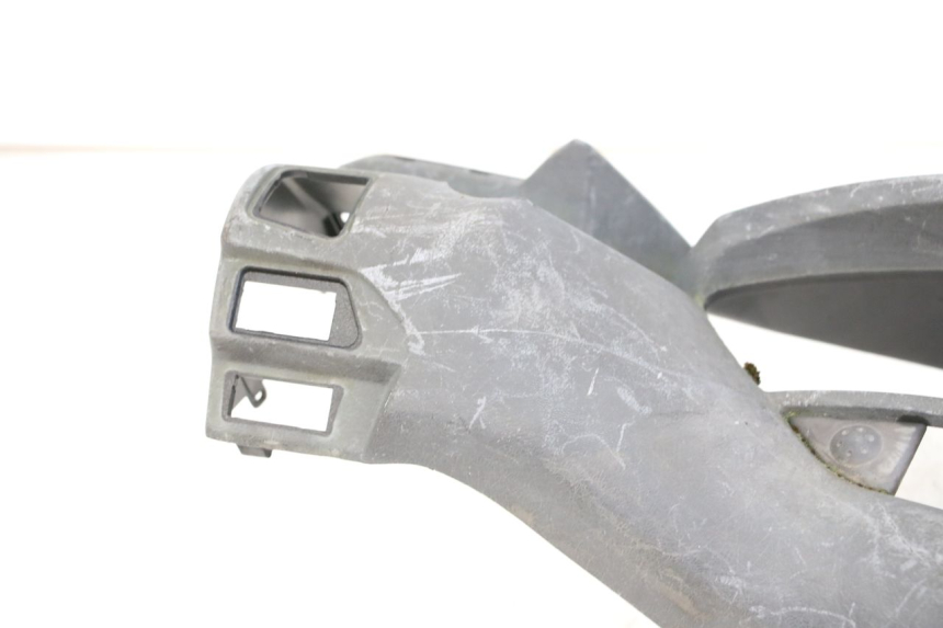 photo de PROTETOR DE GUIDÃO YAMAHA XMAX X-MAX 125 (2006 - 2009) - Estado da superfície