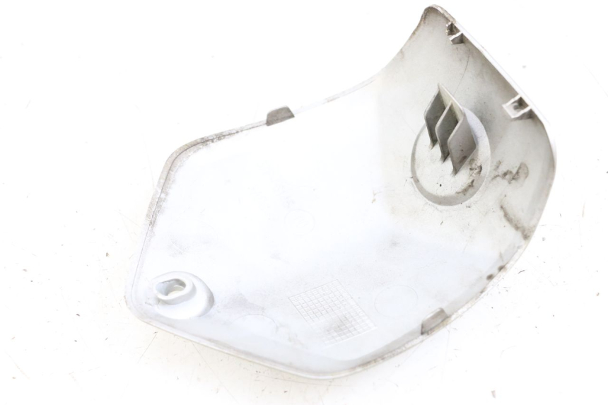 photo de PROTETOR DE GUIDÃO YAMAHA X-MAX XMAX 125 (2010 - 2013) - Detalhe da peça