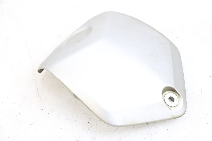 photo de PROTETOR DE GUIDÃO YAMAHA X-MAX XMAX 125 (2010 - 2013) - Zoom do estado de desgaste