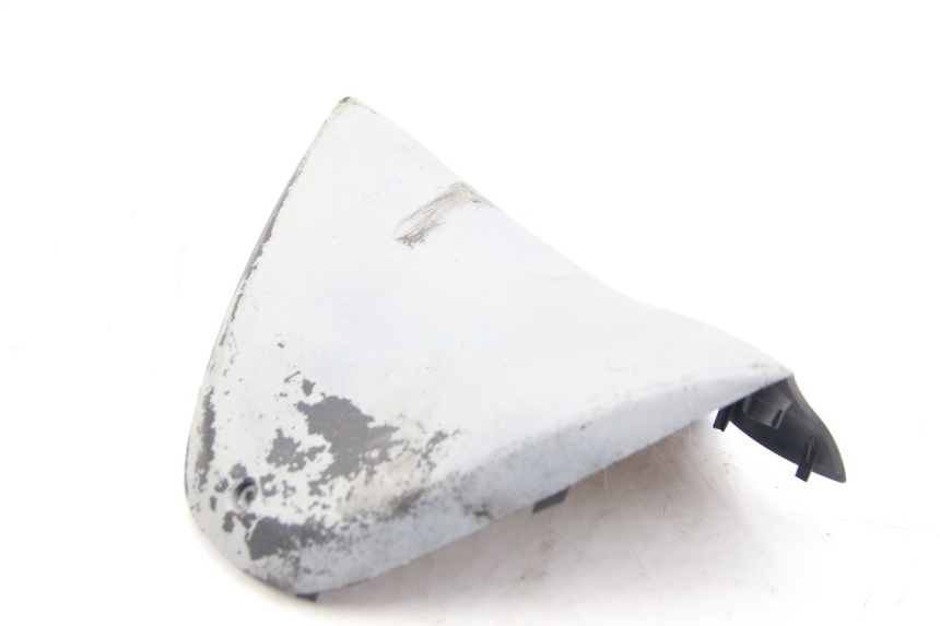 photo de PROTETOR DE GUIDÃO PIAGGIO X8 125 (2004 - 2007) - Detalhe da peça