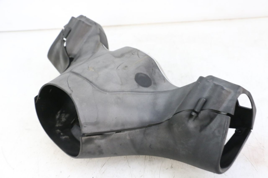 photo de PROTETOR DE GUIDÃO PIAGGIO XEVO - X EVO 125 (2007 - 2017) - Detalhe da peça
