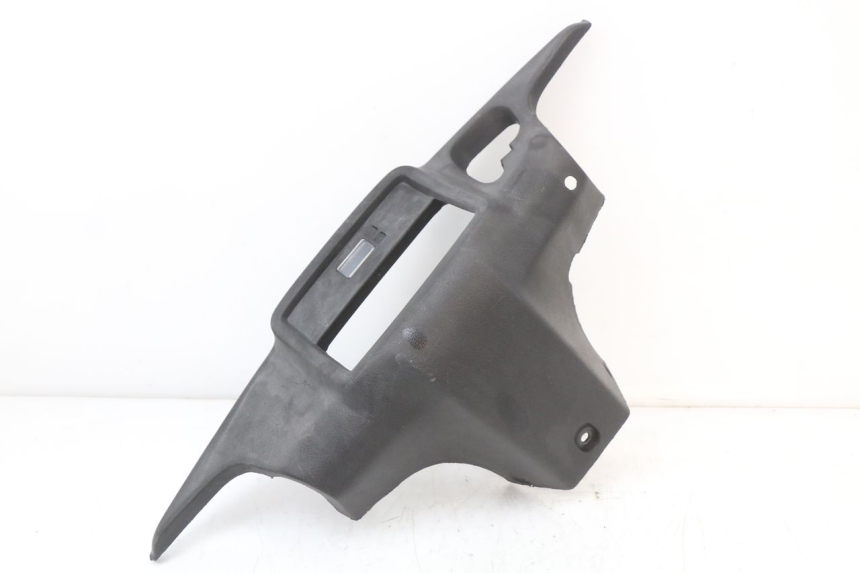 photo de PROTETOR DE GUIDÃO YAMAHA YE ZEST 50 (1992 - 1998) - Detalhe da peça