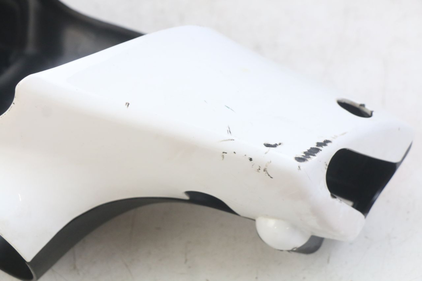 photo de PROTETOR DE GUIDÃO PIAGGIO ZIP 2T 50 (2009 - 2019) - Zoom do estado de desgaste
