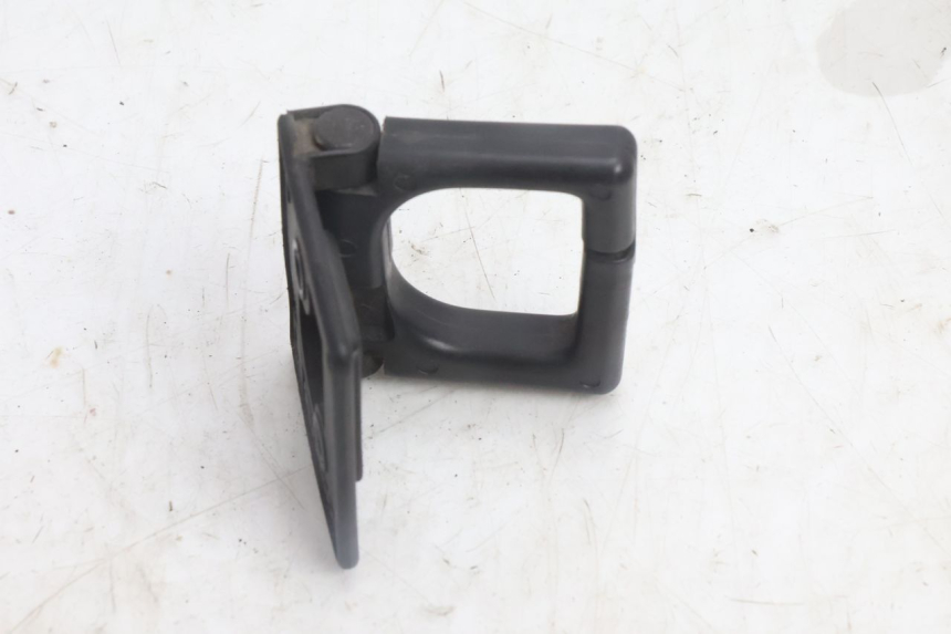 photo de GANCHO DE BOLSA PEUGEOT CITYSTAR 125 (2011 - 2017) - Zoom do estado de desgaste