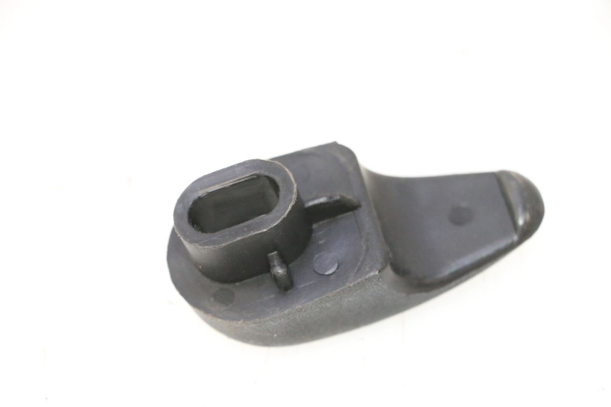 photo de GANCHO DE BOLSA KEEWAY FOCUS 50 (2006 - 2009) - Detalhe da peça