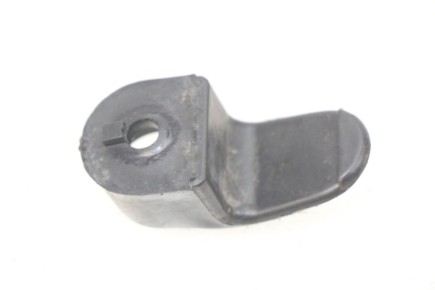 photo de GANCHO DE BOLSA SACHS FY125T FY T 125 (2007 - 2011) - Detalhe da peça