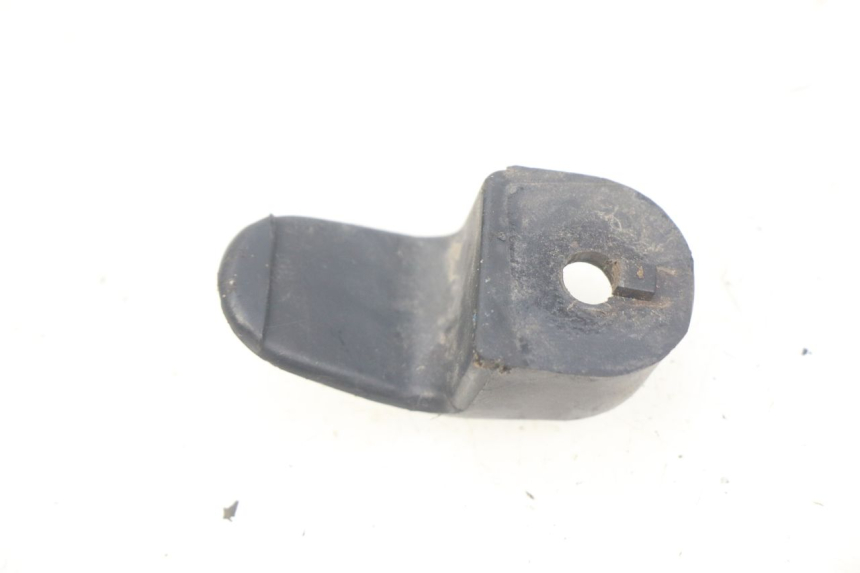 photo de GANCHO DE BOLSA SACHS FY125T FY T 125 (2007 - 2011) - Detalhe da peça