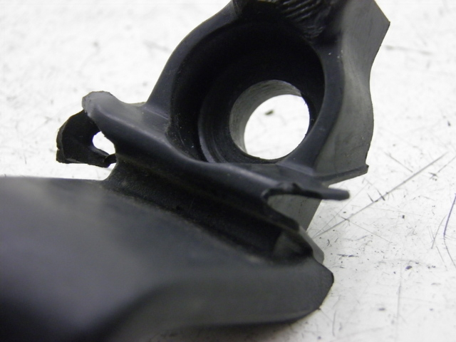 photo de GANCHO DE BOLSA HONDA NHX LEAD 110 (2008 - 2010) - Estado da superfície