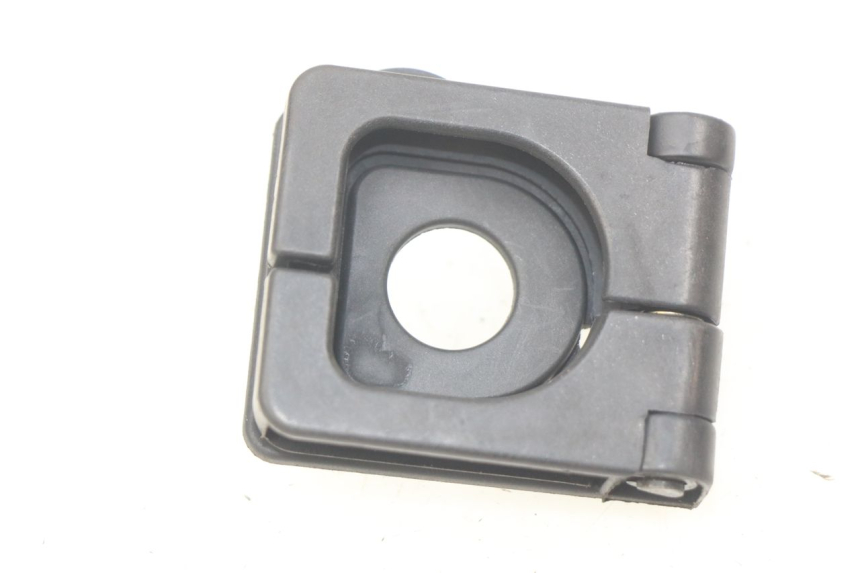 photo de GANCHO DE BOLSA PEUGEOT KISBEE 2T 50 (2010 - 2017) - Detalhe da peça
