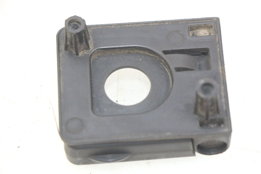photo de GANCHO DE BOLSA PEUGEOT KISBEE 4T 50 (2010 - 2017) - Detalhe da peça