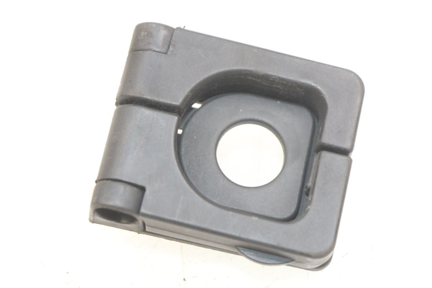 photo de GANCHO DE BOLSA PEUGEOT KISBEE 4T 50 (2010 - 2017) - Zoom do estado de desgaste