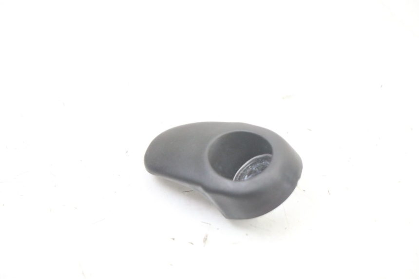 photo de GANCHO DE BOLSA KYMCO PEOPLE S 125 (2000 - 2008) - Detalhe da peça