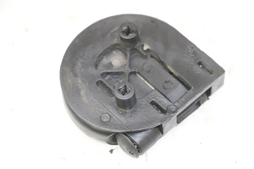 photo de GANCHO DE BOLSA PIAGGIO MP3 LT 300 (2010 - 2016) - Zoom do estado de desgaste