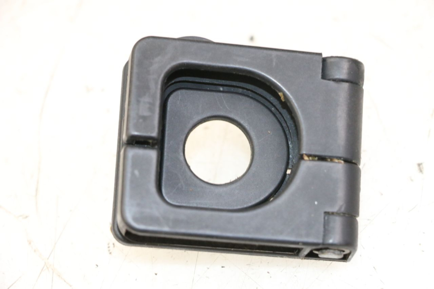 photo de GANCHO DE BOLSA PEUGEOT SPEEDFIGHT 3 LC 2T 50 (2009 - 2015) - Detalhe da peça