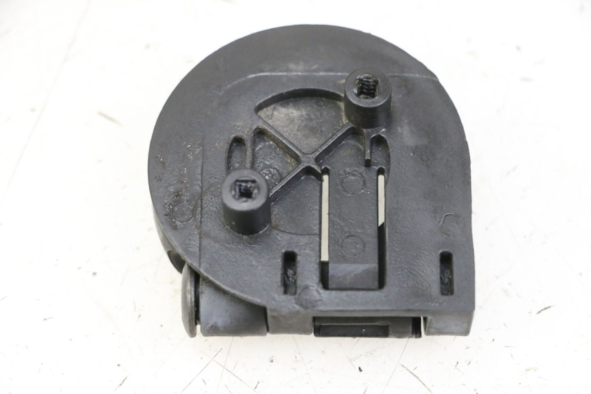 photo de GANCHO DE BOLSA PIAGGIO VESPA S 2T 50 (2007 - 2014) - Detalhe da peça