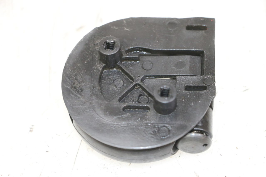 photo de GANCHO DE BOLSA PIAGGIO VESPA S 2T 50 (2007 - 2014) - Zoom do estado de desgaste