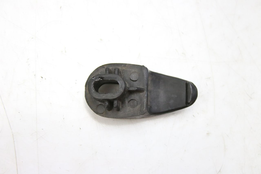 photo de GANCHO DE BOLSA KEEWAY RY6 2T 50 (2011 - 2019) - Zoom do estado de desgaste
