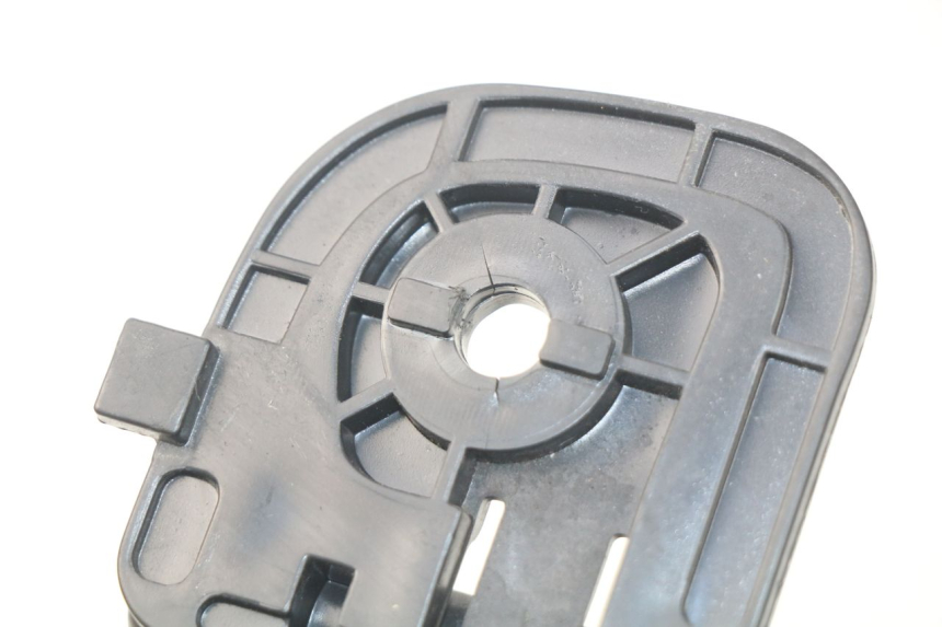 photo de GANCHO DE BOLSA JM MOTORS SANTANA 50 (2014 - 2023) - Detalhe da peça