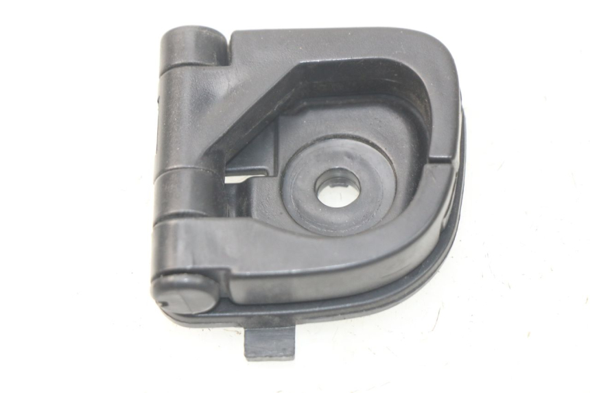 photo de GANCHO DE BOLSA JM MOTORS SANTANA 50 (2014 - 2023) - Outro ângulo de visão