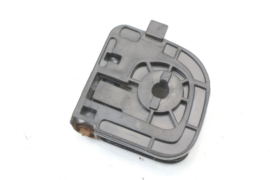 photo de GANCHO DE BOLSA JM MOTORS SANTANA 50 (2014 - 2023) - Outro ângulo de visão
