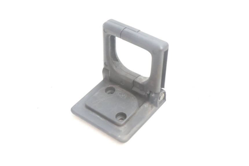 photo de GANCHO DE BOLSA PEUGEOT SATELIS 125 (2006 - 2009) - Detalhe da peça