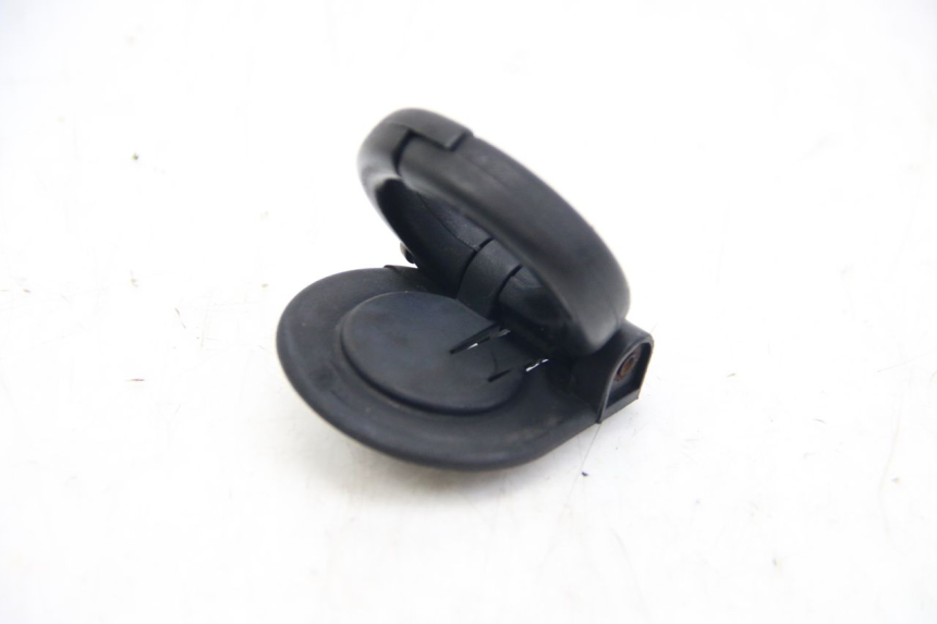 photo de GANCHO DE BOLSA APRILIA SR 2T 50 (2012 - 2017) - Zoom do estado de desgaste