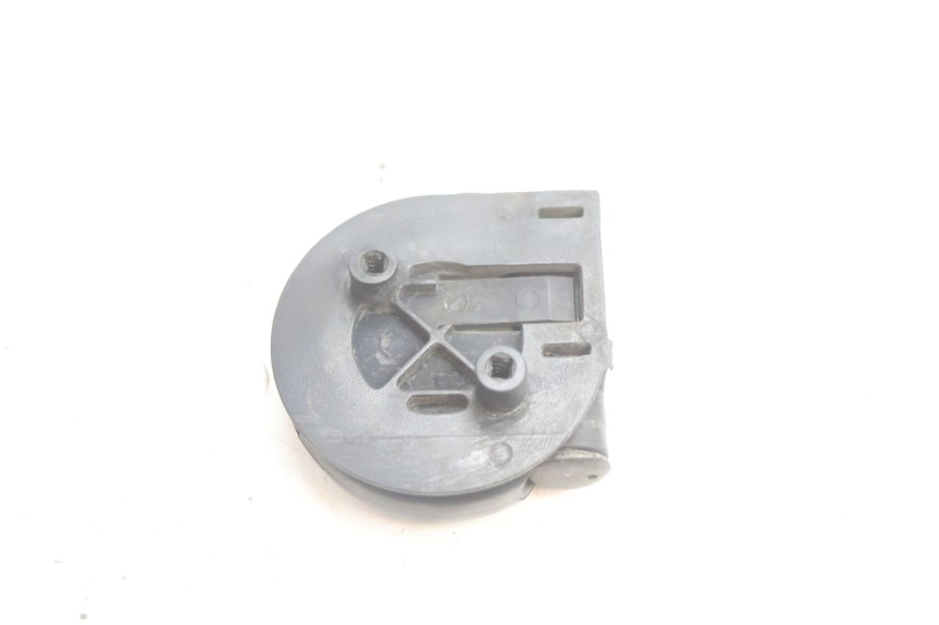 photo de GANCHO DE BOLSA PIAGGIO X9 EVOLUTION 125 (2003 - 2007) - Zoom do estado de desgaste