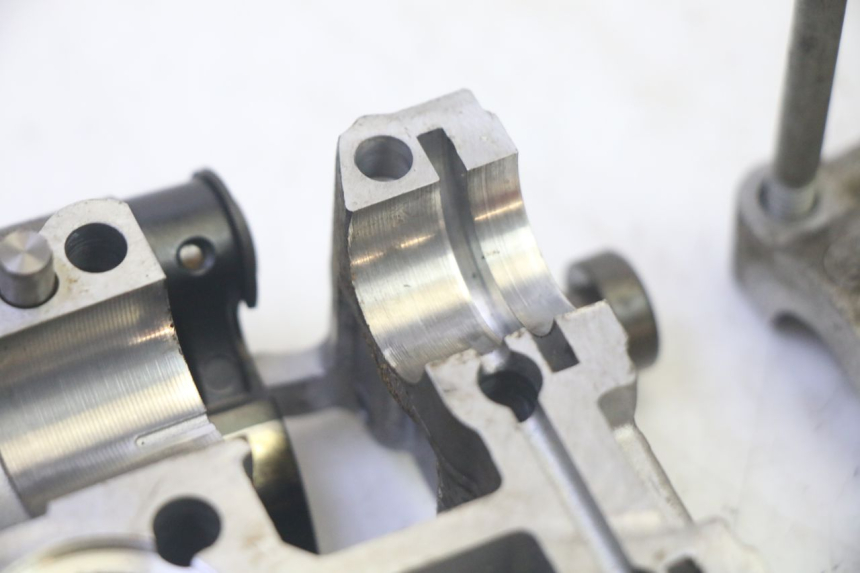 photo de TAMPA DE VÁLVULAS TRASEIRA BMW R RT ABS 1200 (2010 - 2014) - Pontos de fixação