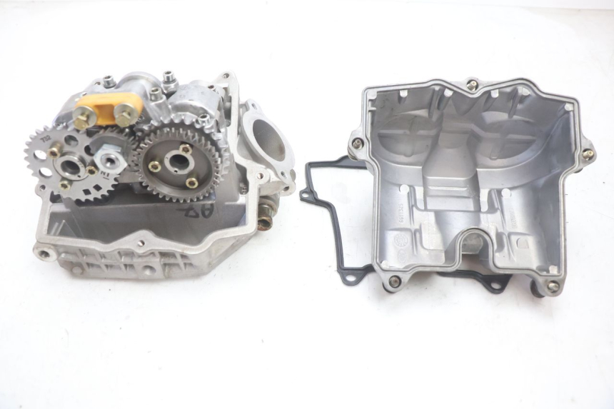 photo de CABEÇOTE TRASEIRO CAN-AM SPYDER RS 1000 (2008 - 2012) - Vista principal