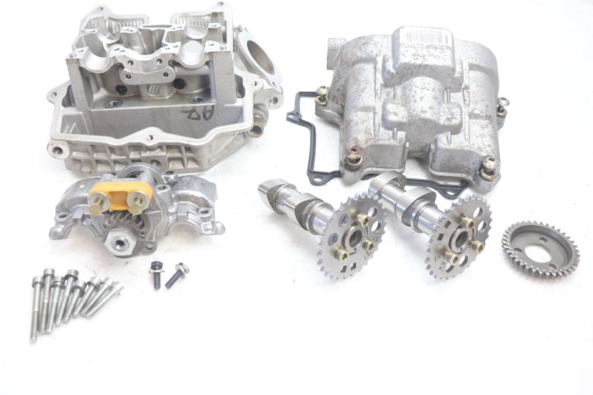 photo de CABEÇOTE TRASEIRO CAN-AM SPYDER RS 1000 (2008 - 2012) - Outro ângulo de visão